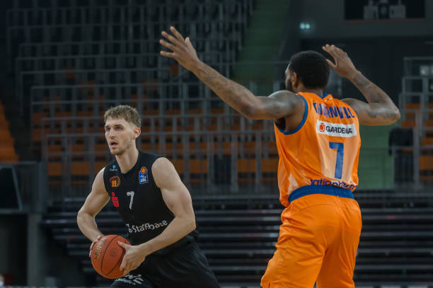 世界足坛的 世界足坛的