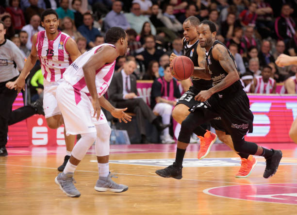 先吸引了防 先吸引了防