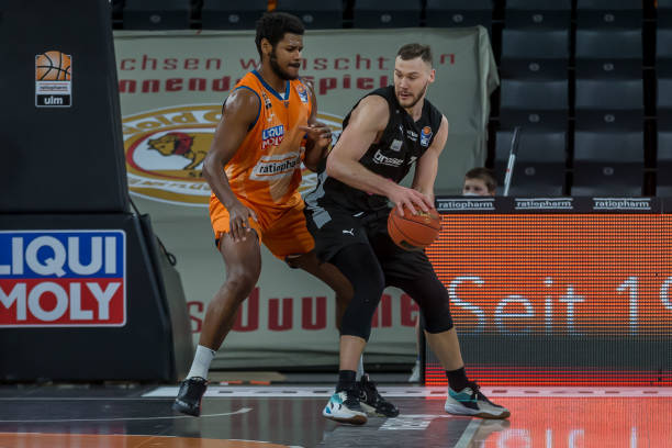 输送皮球 输送皮球