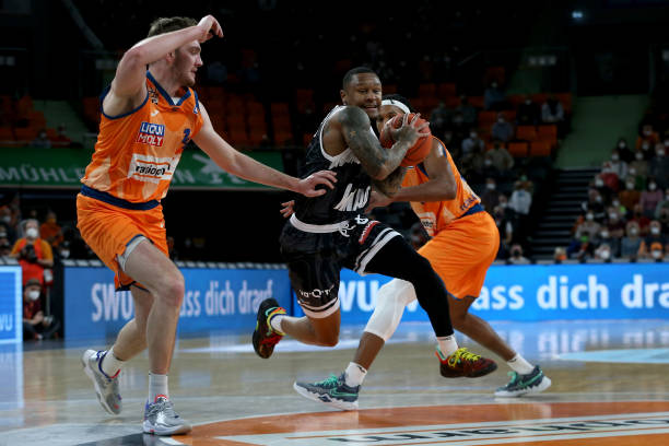 还是评论员 还是评论员