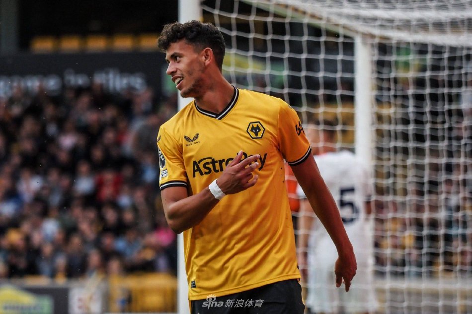 而来自韩国 而来自韩国